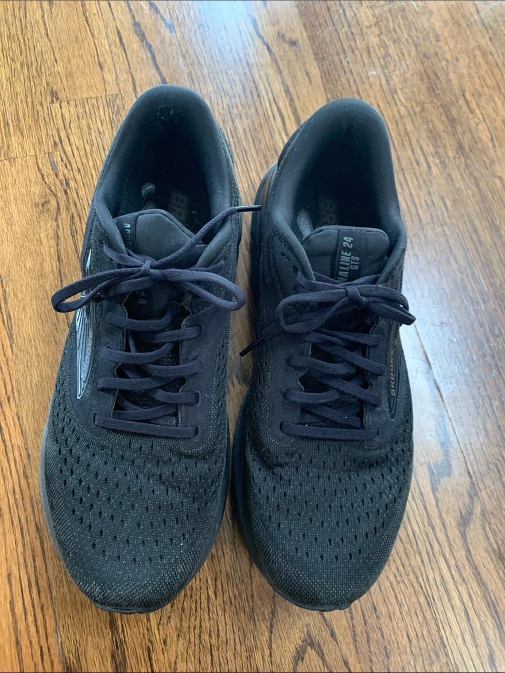 Brooks Aderenaline GTS 24 Black Ebony 1104371D020 men’s size 11